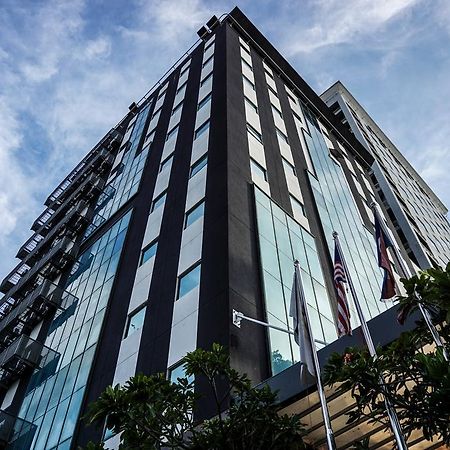 Erica Hotel Джохор-Бару Экстерьер фото