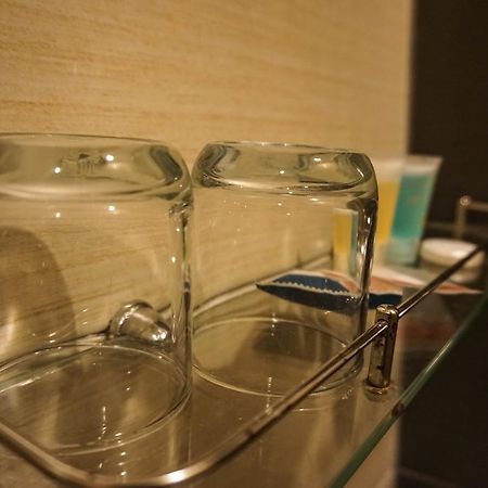 Erica Hotel Джохор-Бару Экстерьер фото
