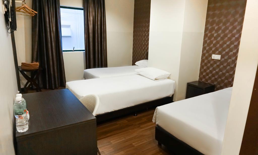 Erica Hotel Джохор-Бару Экстерьер фото