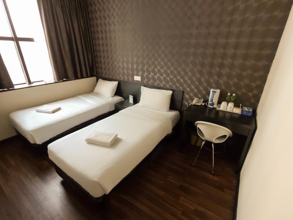 Erica Hotel Джохор-Бару Экстерьер фото