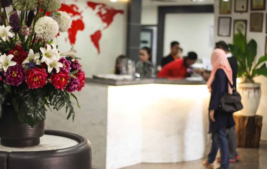 Erica Hotel Джохор-Бару Экстерьер фото